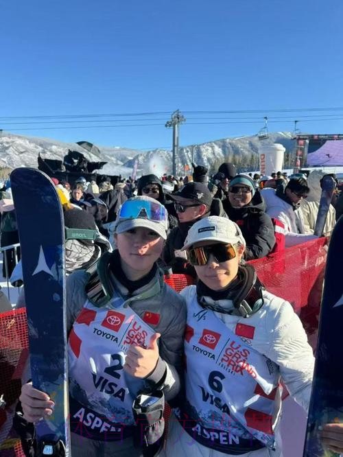 李方慧夺得自由式滑雪U型场地世界杯美国阿斯本站金牌