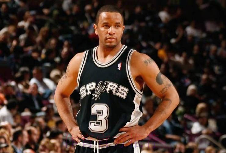 蒙克谈替补控卫:这个角色太熟悉了,我在场上打得很自由 蒙克谈替补控卫:这个角色太熟悉了,我在场上打得很自由